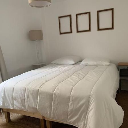 Gite La Petite Maison Guîtres Екстериор снимка